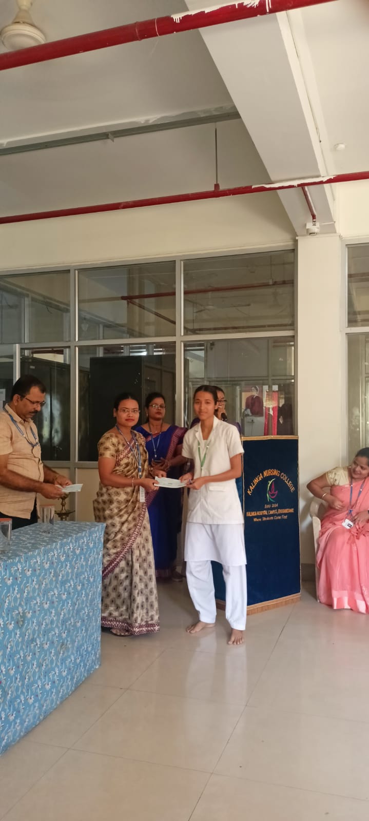 VIKASH SCHOLARSHIP CHEQUE DISTRIBUTION BY PRATIKSHYA MAM VIKASH SCHOLARSHIP CHEQUE DISTRIBUTION BY PRATIKSHYA MAM