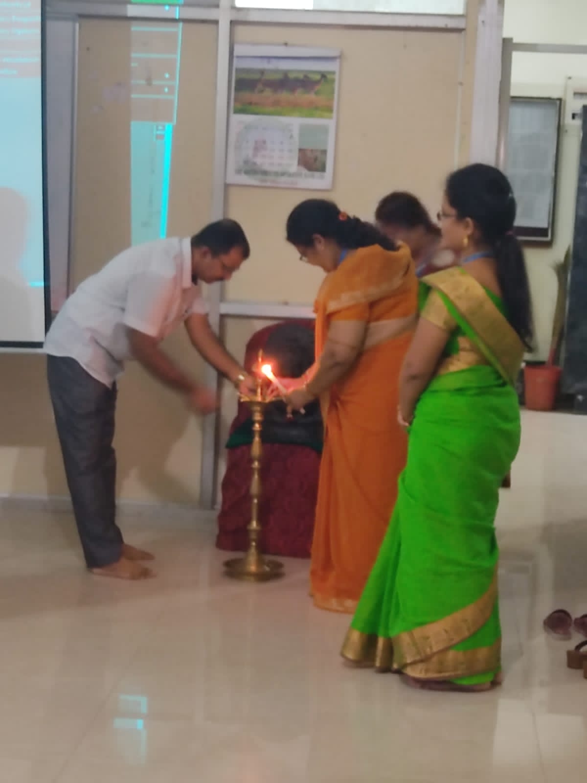 LAMP LIGHTING CEREMONY ON BREASTFEEDING WEEK 2022 BY PRINCIPAL MAM LAMP LIGHTING CEREMONY ON BREASTFEEDING WEEK 2022 BY PRINCIPAL MAM