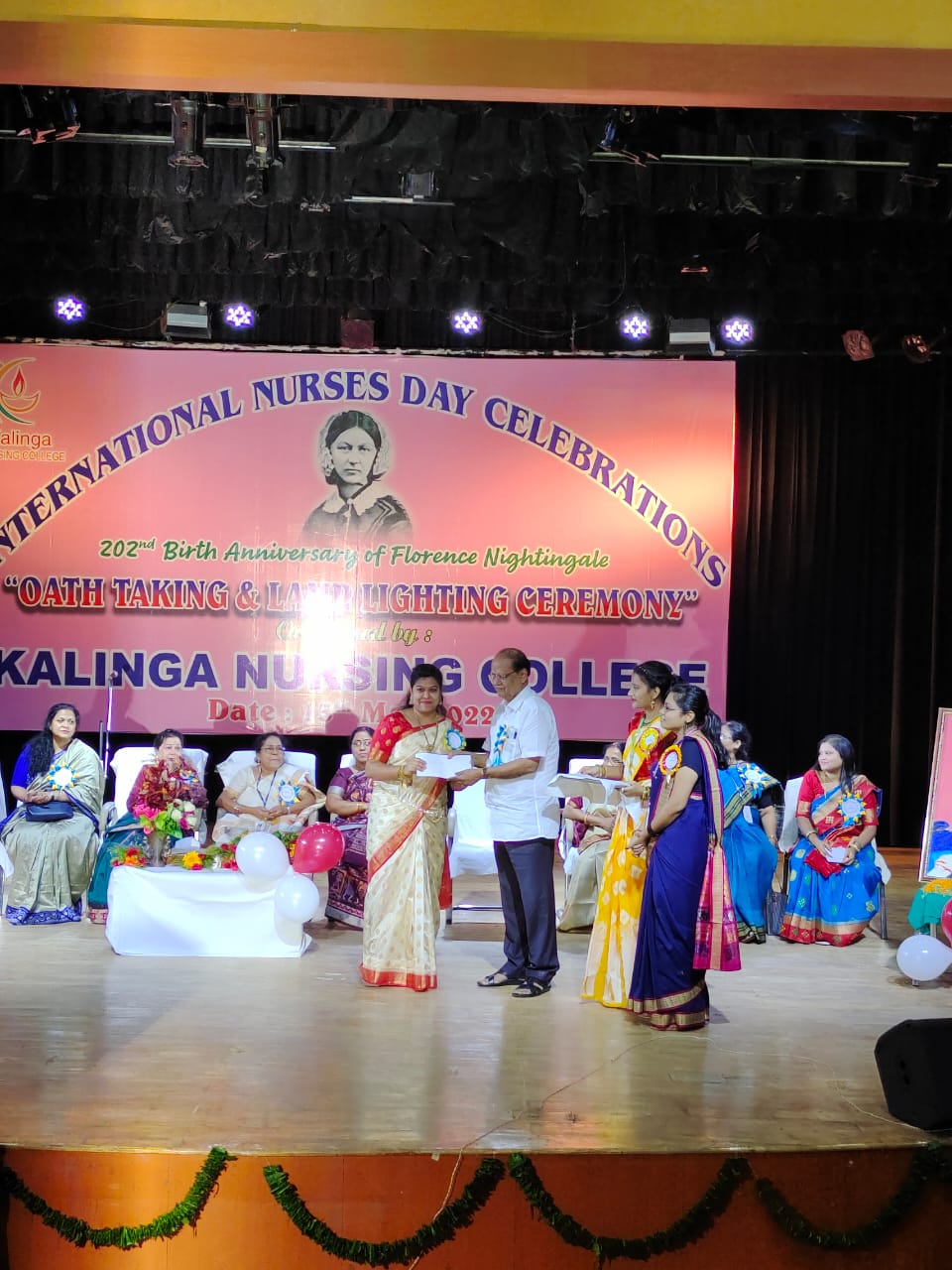 TOKEN OF APPRECIATION BY TRUSTEE SIR TO STAFFS TOKEN OF APPRECIATION BY TRUSTEE SIR TO STAFFS