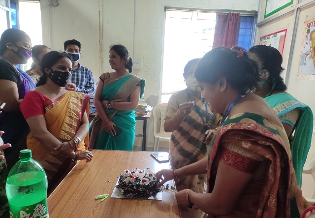 BIRTHDAY CELEBRATION OF PRINCIPAL MADAM ON dt. 6 -4-2021 BIRTHDAY CELEBRATION OF PRINCIPAL MADAM ON dt. 6 -4-2021